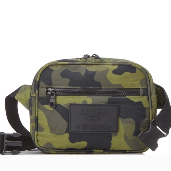 ALOHA Collection Other - Keep It Light Hip Pack